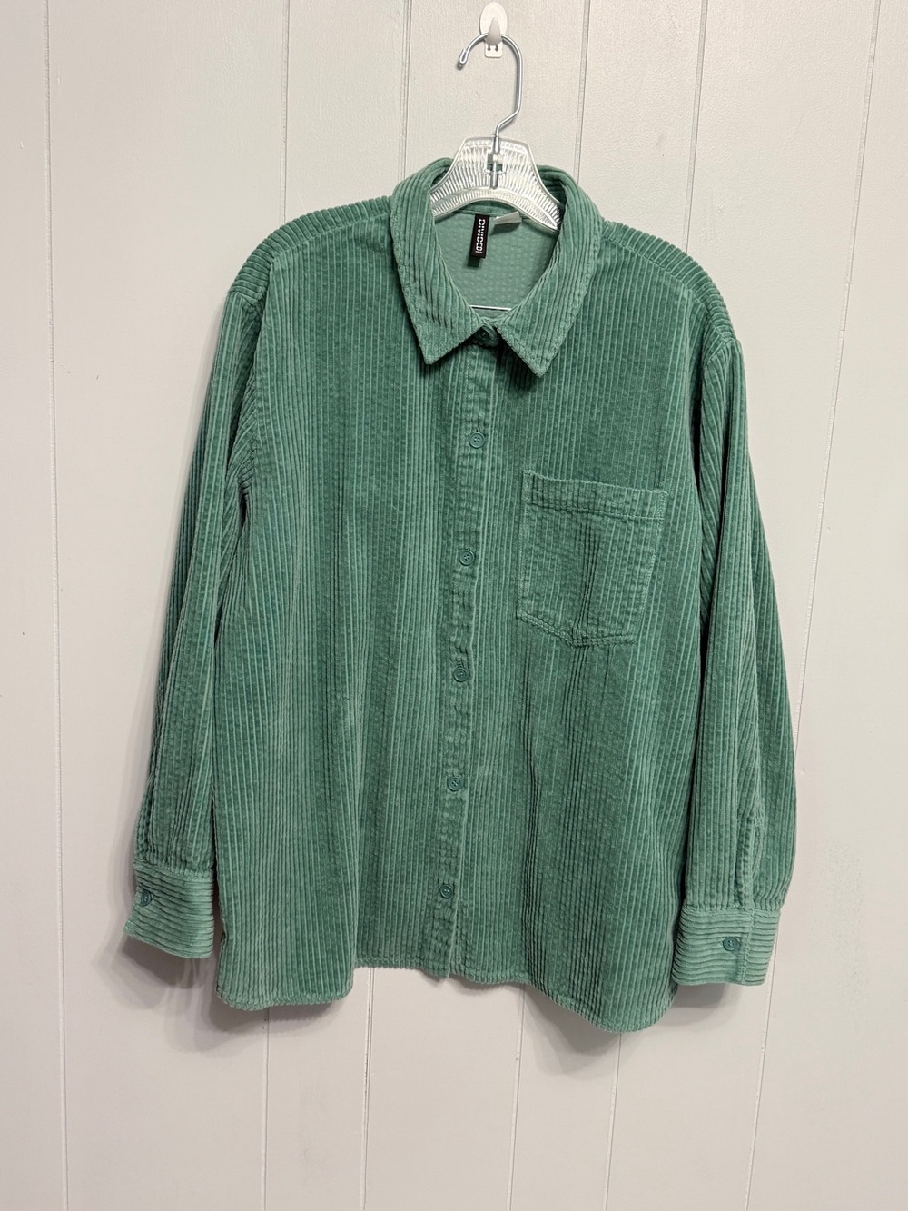 Divided Corduroy Button-Down Shirt in Sage Green M